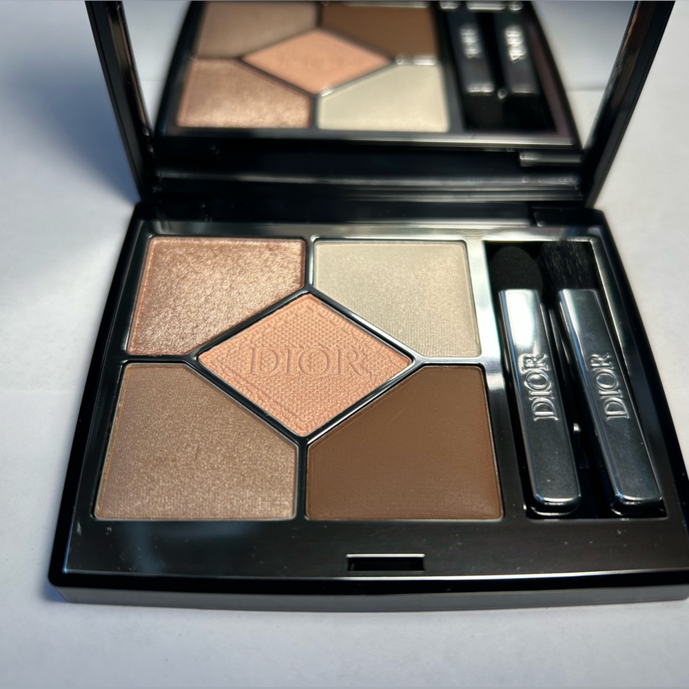 NWT🌷(#649) Dior Diorshow 5 Couleurs Couture Eyeshadow Palette in “Nude Dress”